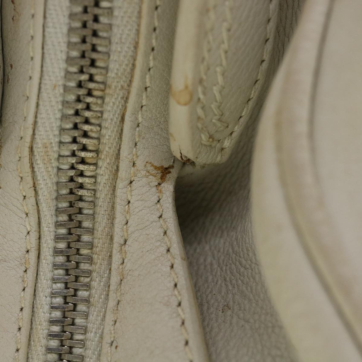 CHRISTIAN DIOR Shoulder Bag Leather White Auth am2766g
