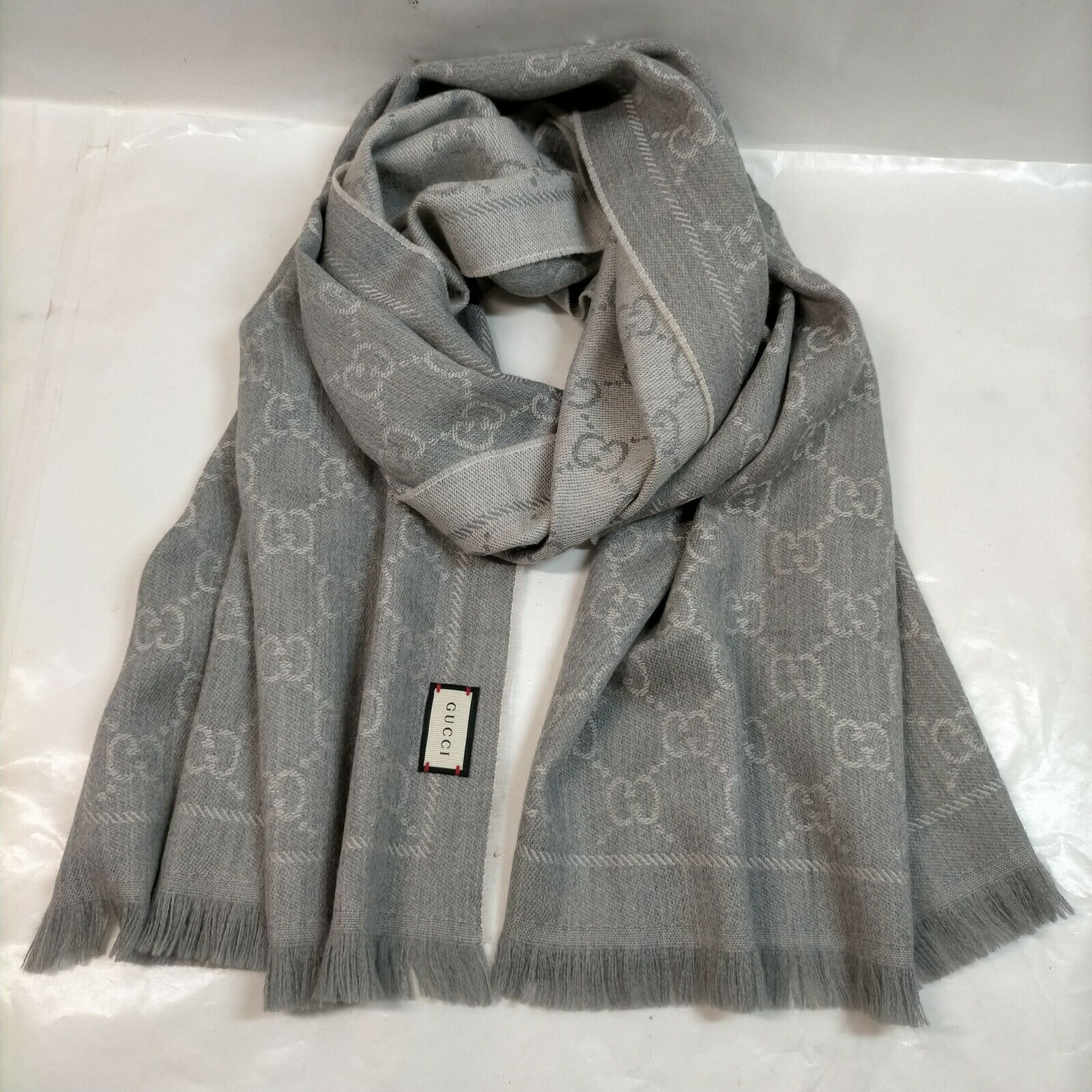 Gucci Scarf Grays Wool 100%