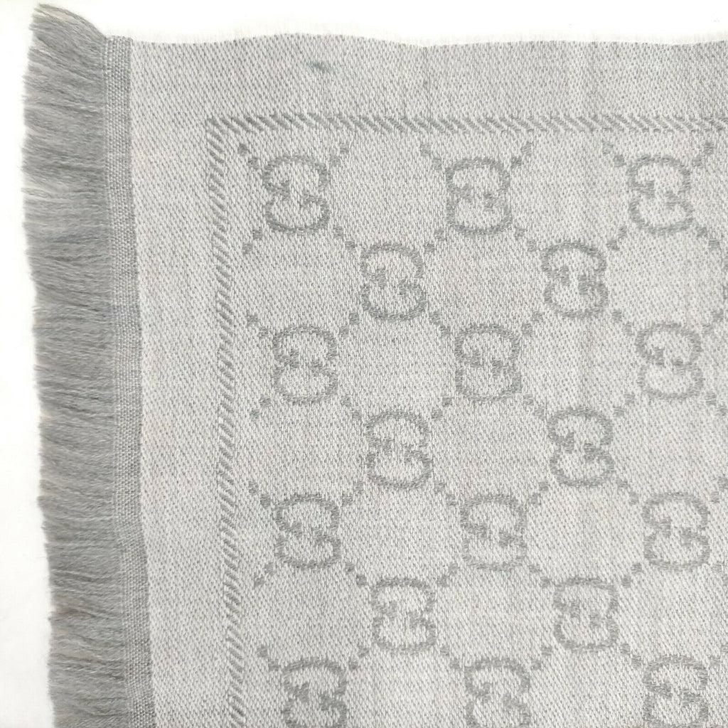 Gucci Scarf Grays Wool 100%