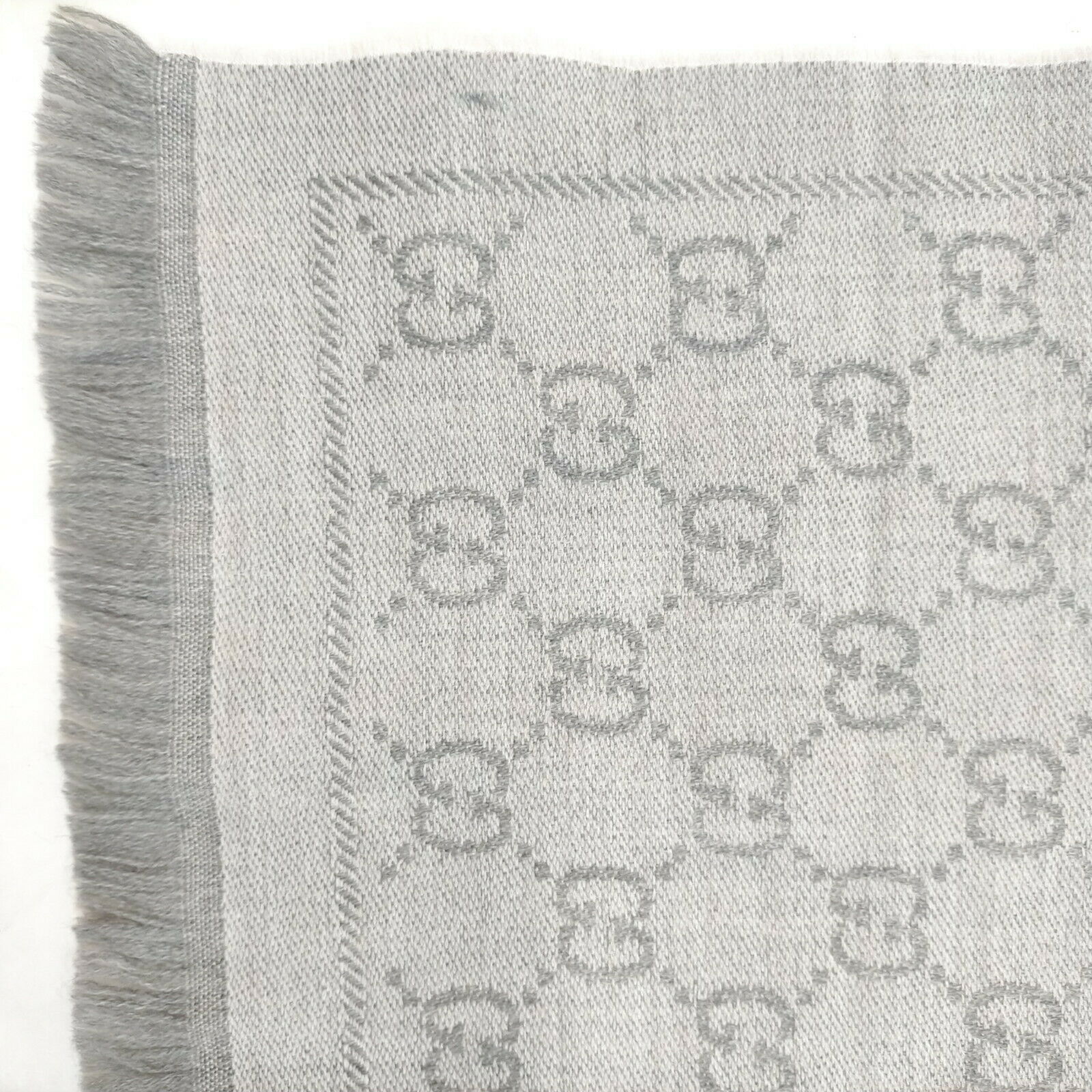 Gucci Scarf Grays Wool 100%