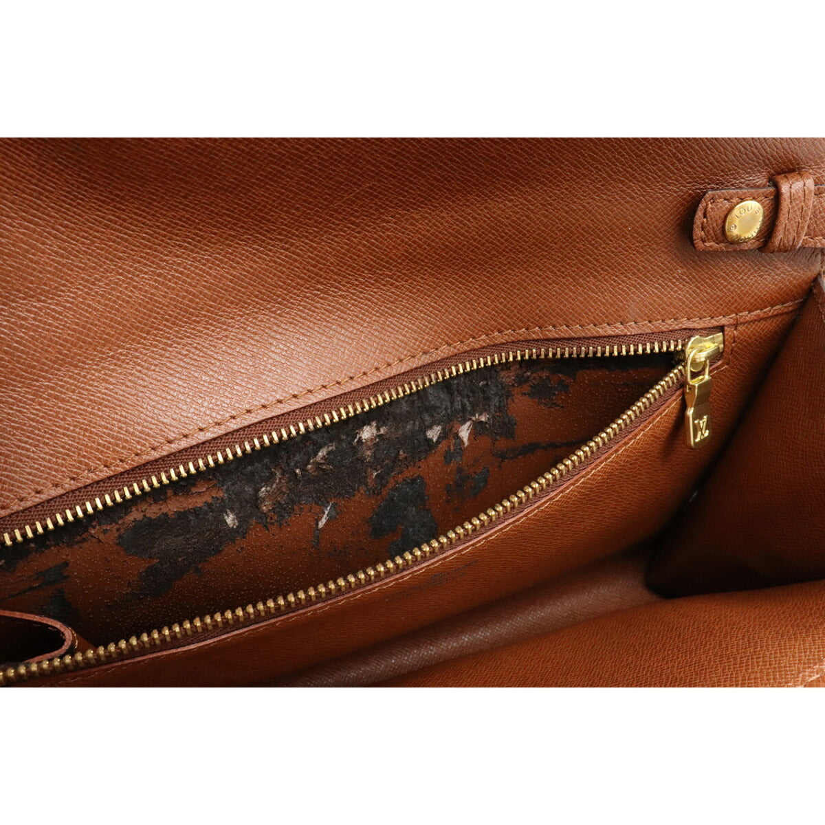 Louis Vuitton Bordeaux 24 Shoulder Bag Clutch M51798