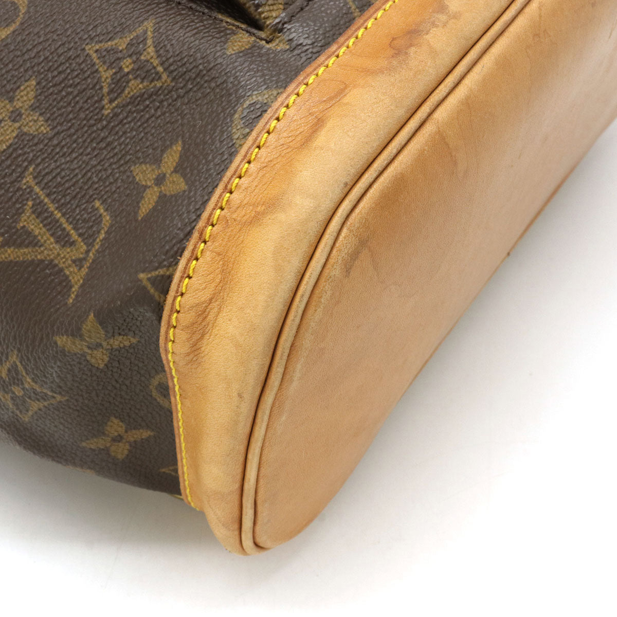 Louis Vuitton Montsouris GM M51135