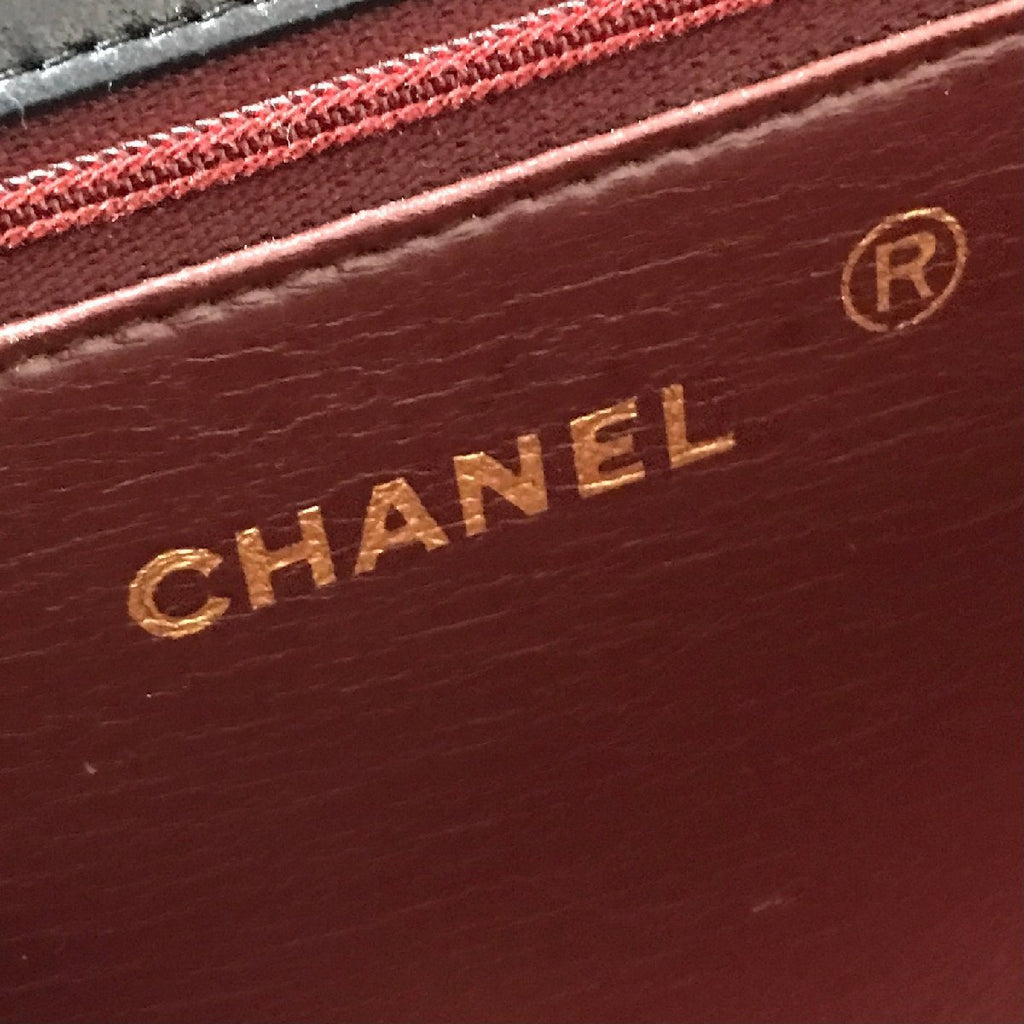 Vintage Chanel Matelasse Lambskin Shoulder Bag Black