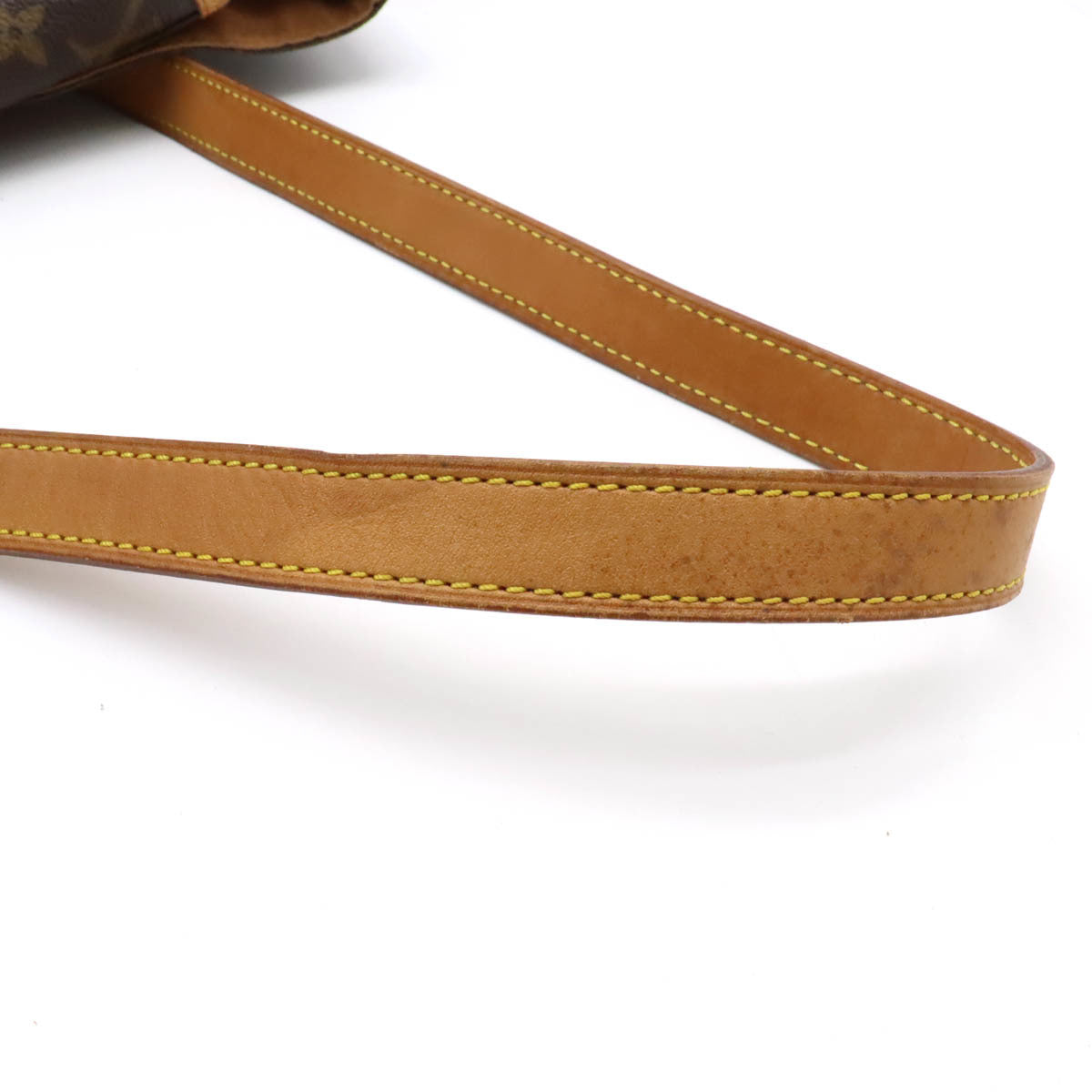 Louis Vuitton Montsouris MM M51136