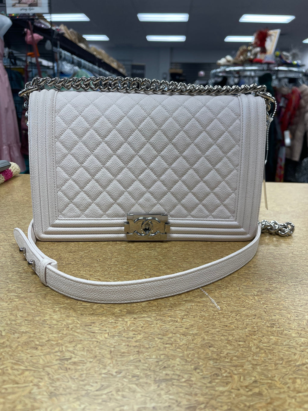Handbag Luxury Designer By Chanel  Size: Medium