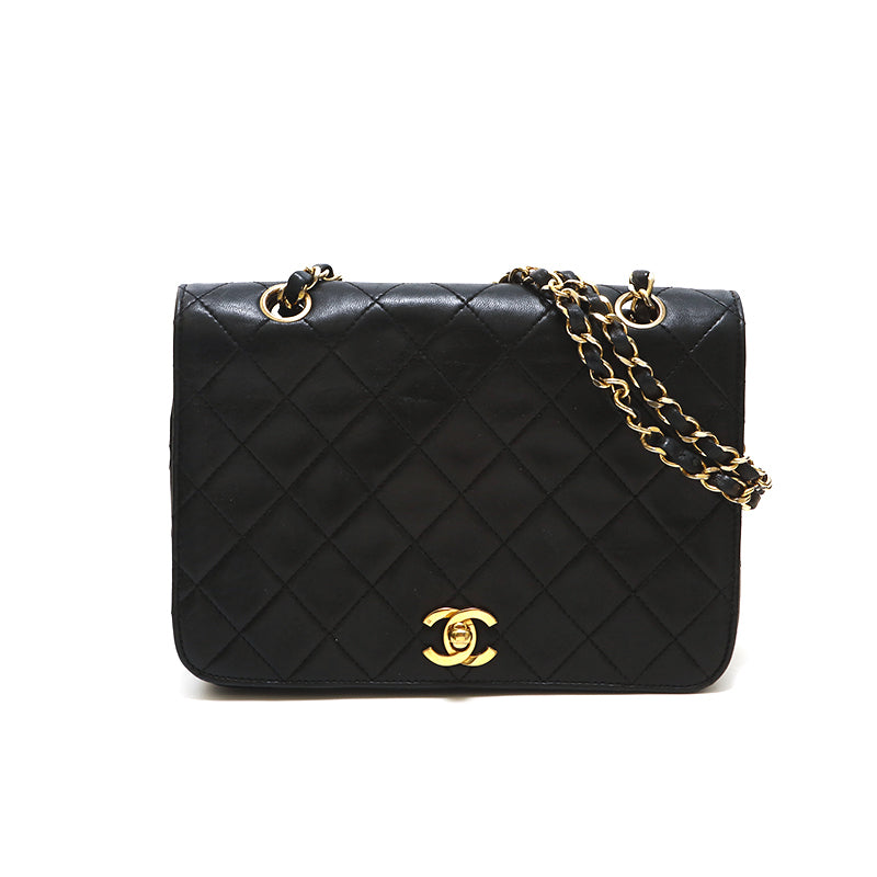 Chanel Shoulder Bag Flap Black Lambskin Leather Matrasse Vintage