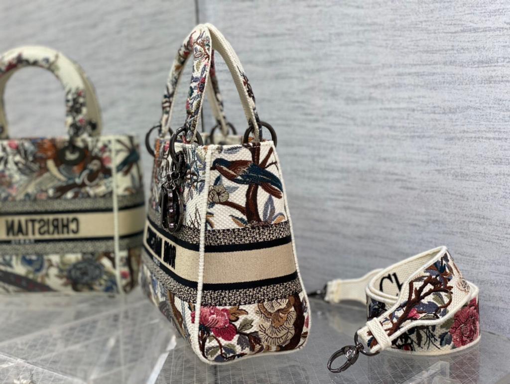 Dior Medium Lady  D-Lite Bag