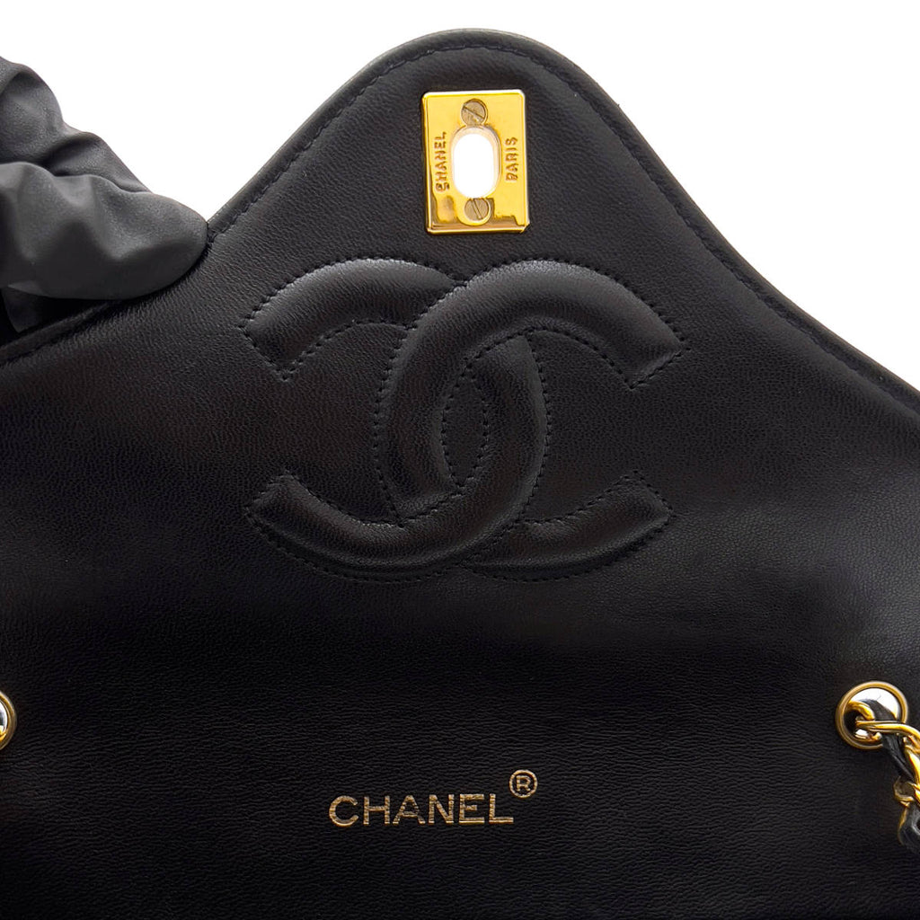 Chanel Shoulder Bag Flap Black Lambskin Leather Matrasse Vintage