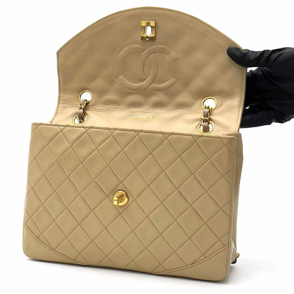 Chanel Shoulder Bag Flap Beige Lambskin Leather Matrasse Vintage