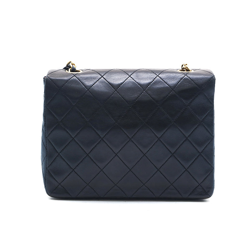 Chanel Shoulder Bag Flap Black Lambskin Leather Matrasse Vintage