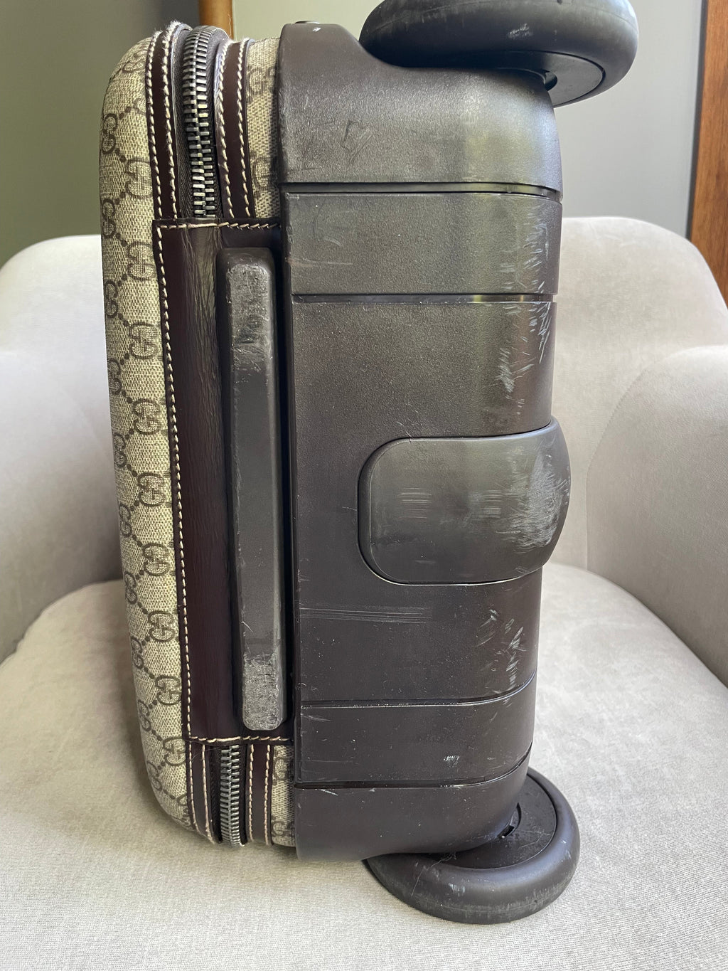 Gucci Supreme Canvas Monogram GG Cabin Suitcase