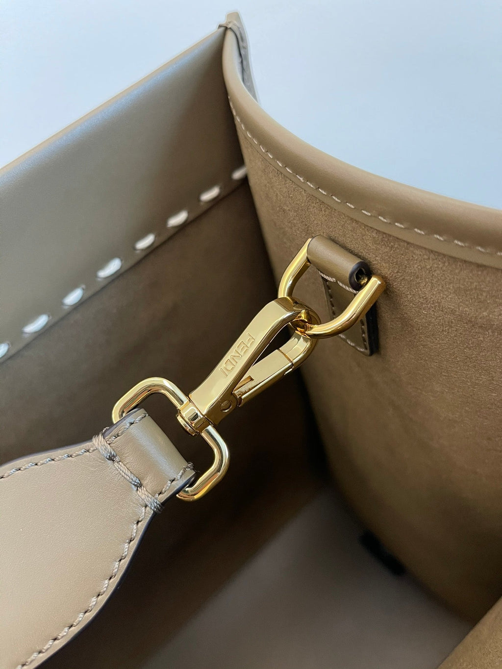 Fendi Sunshine Shopper Medium Bag