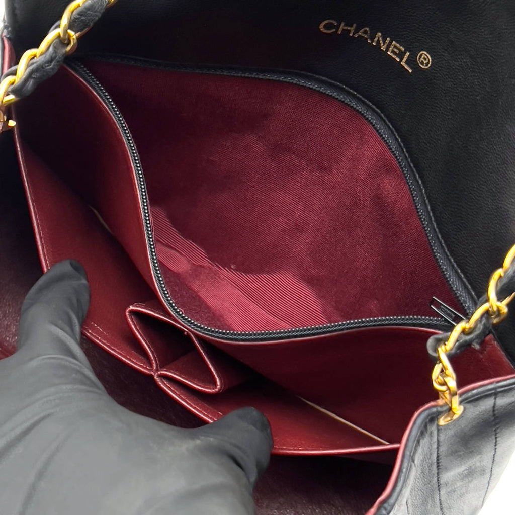 Chanel Shoulder Bag Flap Black Lambskin Leather Matrasse Vintage