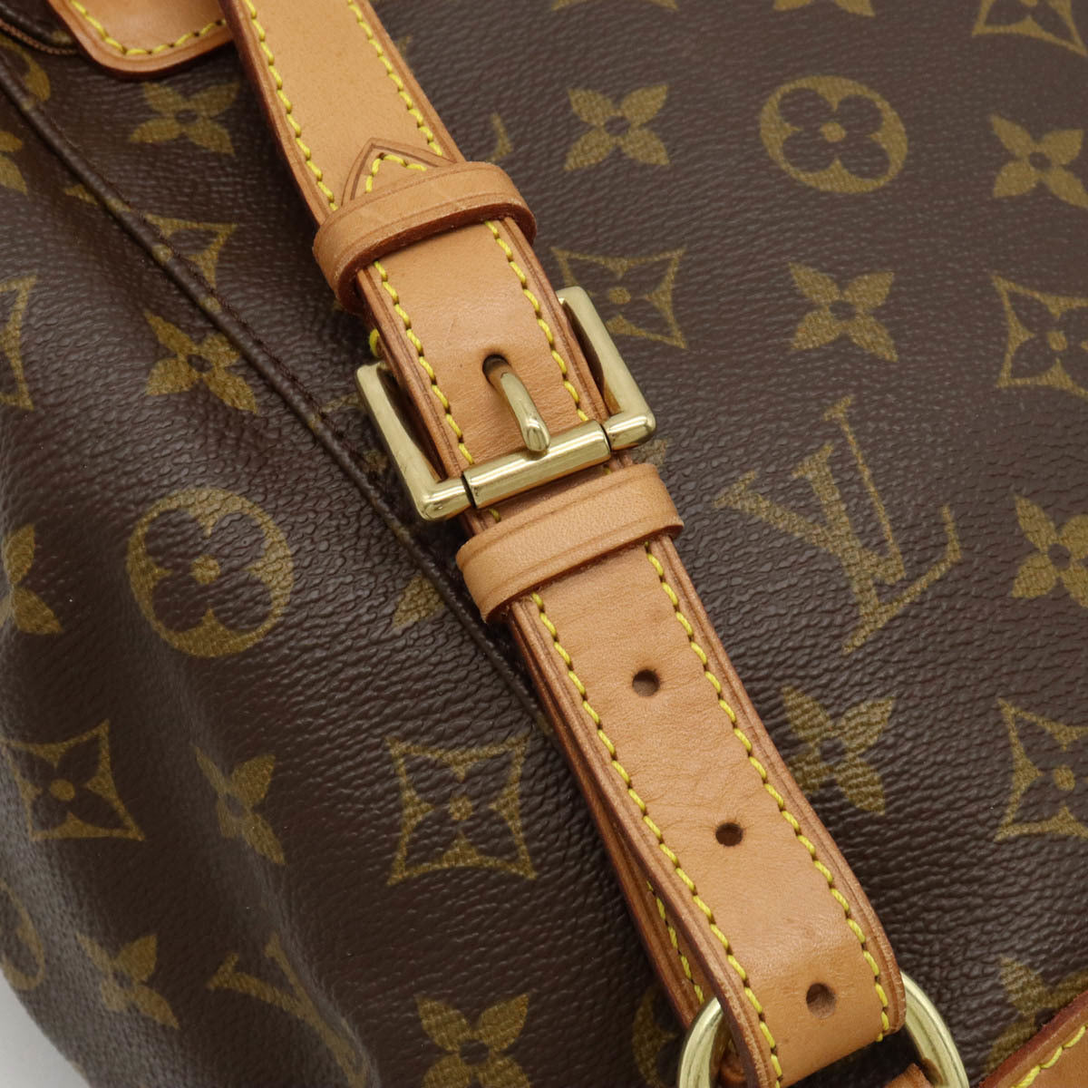 Louis Vuitton Montsouris MM M51136