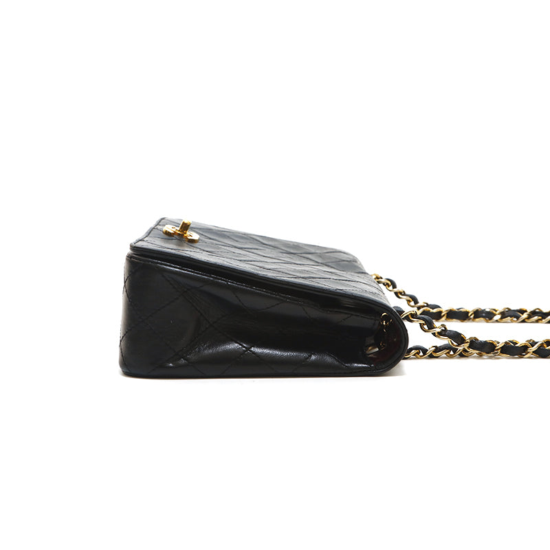 Chanel Shoulder Bag Flap Black Lambskin Leather Matrasse Vintage