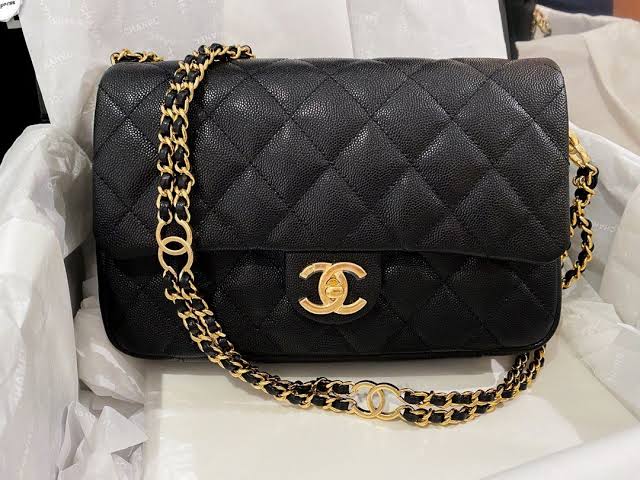 CHANEL 23C MINI FLAP BAG WITH CC LOGO CHAIN GRAINED CALFSKIN BLACK