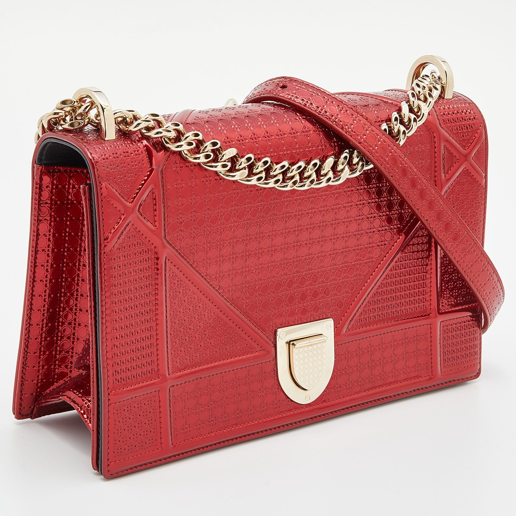DIOR Metallic Red Micro Cannage Patent Leather Medium ama Shoulder Bag