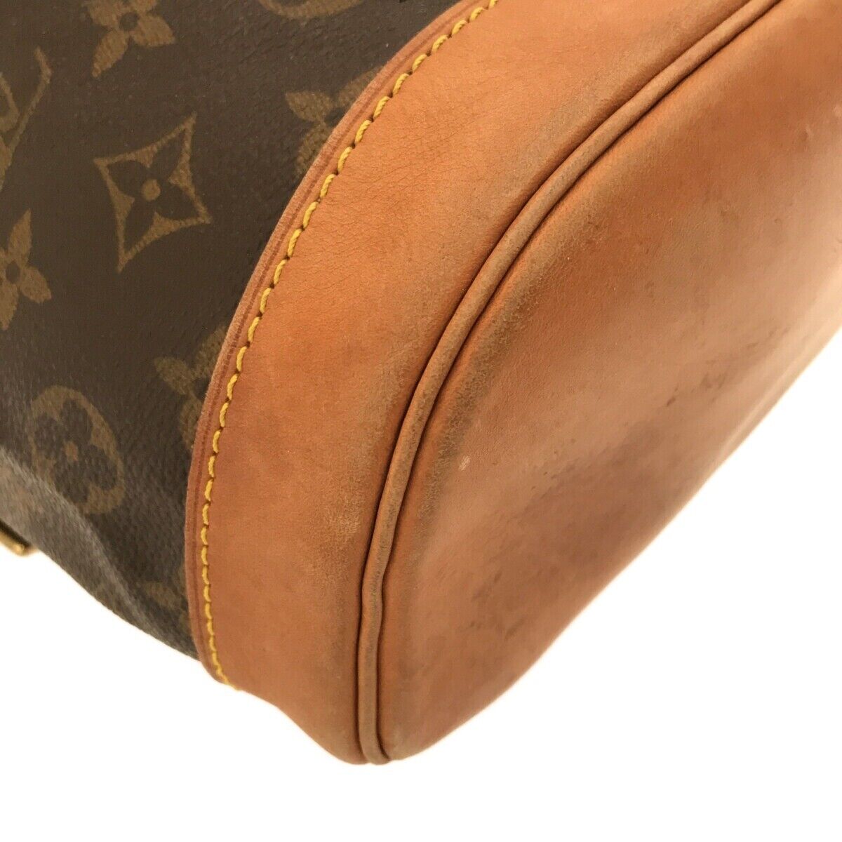Louis Vuitton Montsouris MM M51136