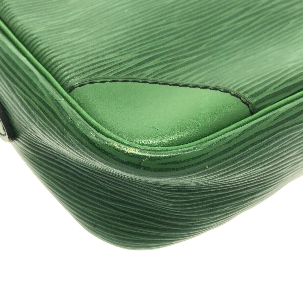 Louis Vuitton Trocadero 24 Borneo Green Epi Crossbody Bag M52314