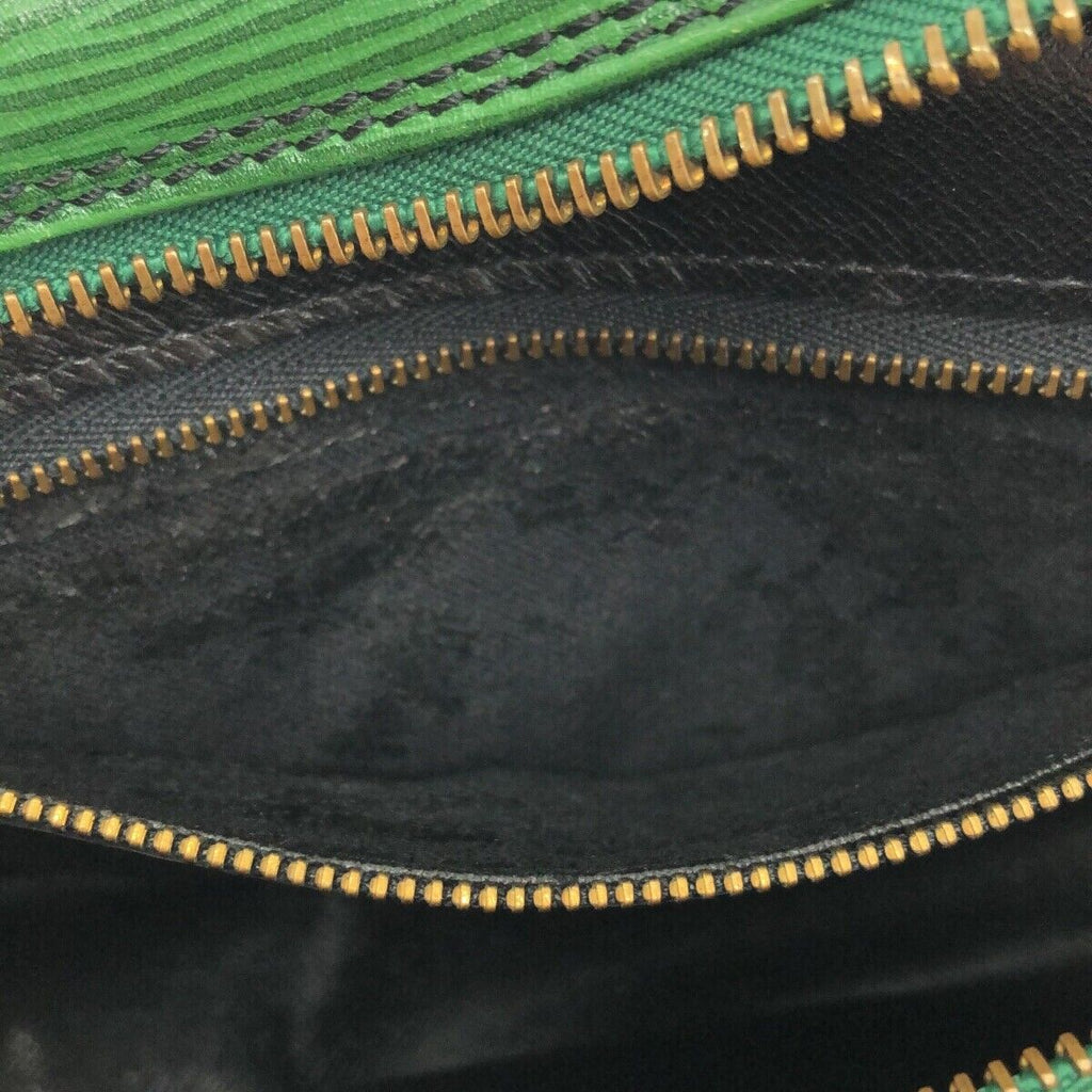 Louis Vuitton Trocadero 24 Borneo Green Epi Crossbody Bag M52314