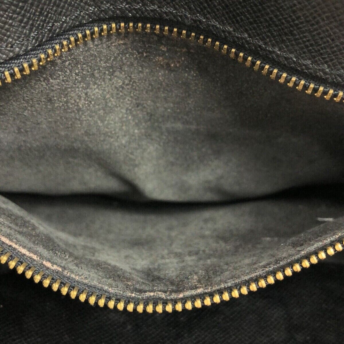 Louis Vuitton Jeune Fille Noir Epi Crossbody Bag M52152