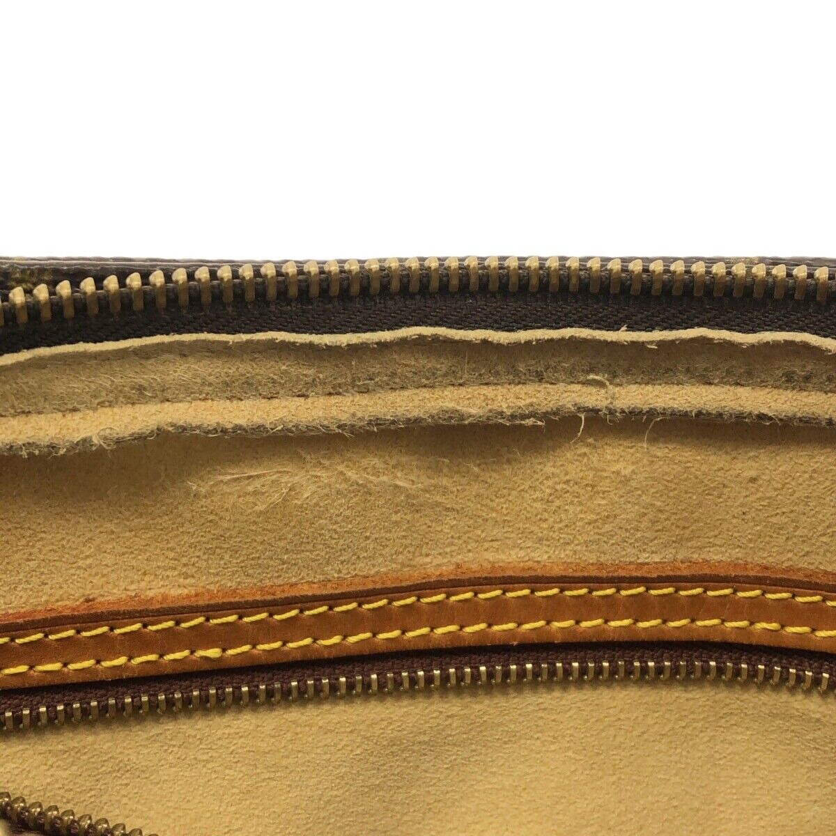 Louis Vuitton Looping MM M51146