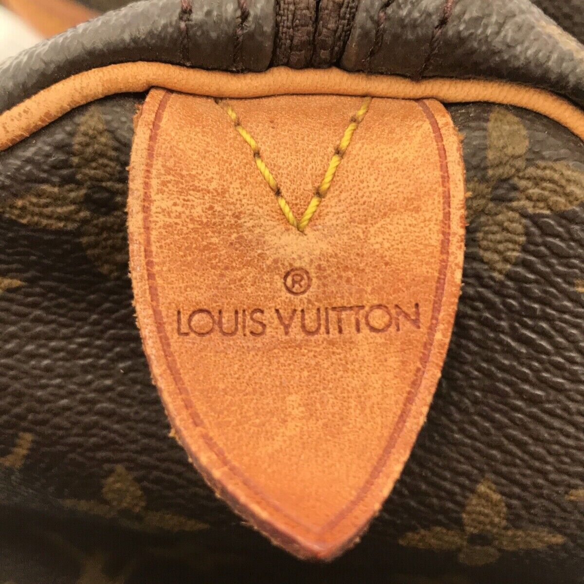 Louis Vuitton Speedy 40 Handbag M41522