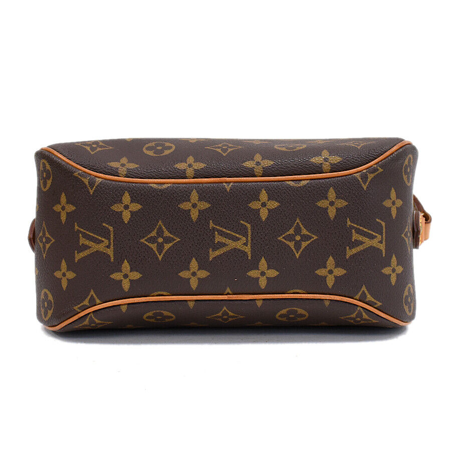 Louis Vuitton Blois M51221