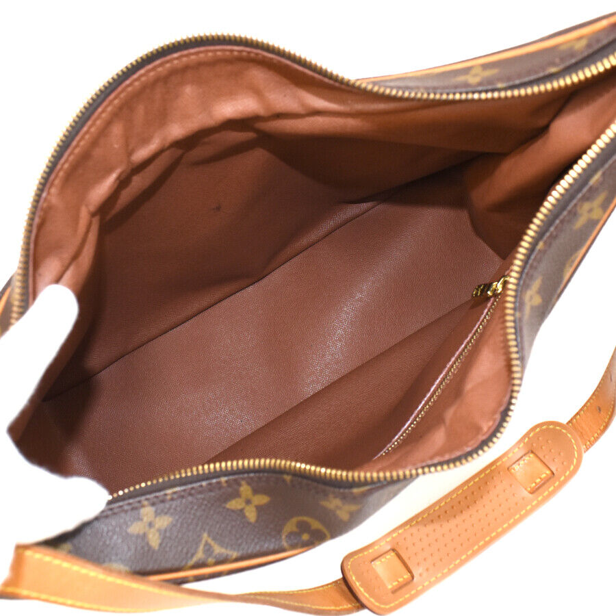 Louis Vuitton Monogram Boulogne 35 Shoulder Bag M51260