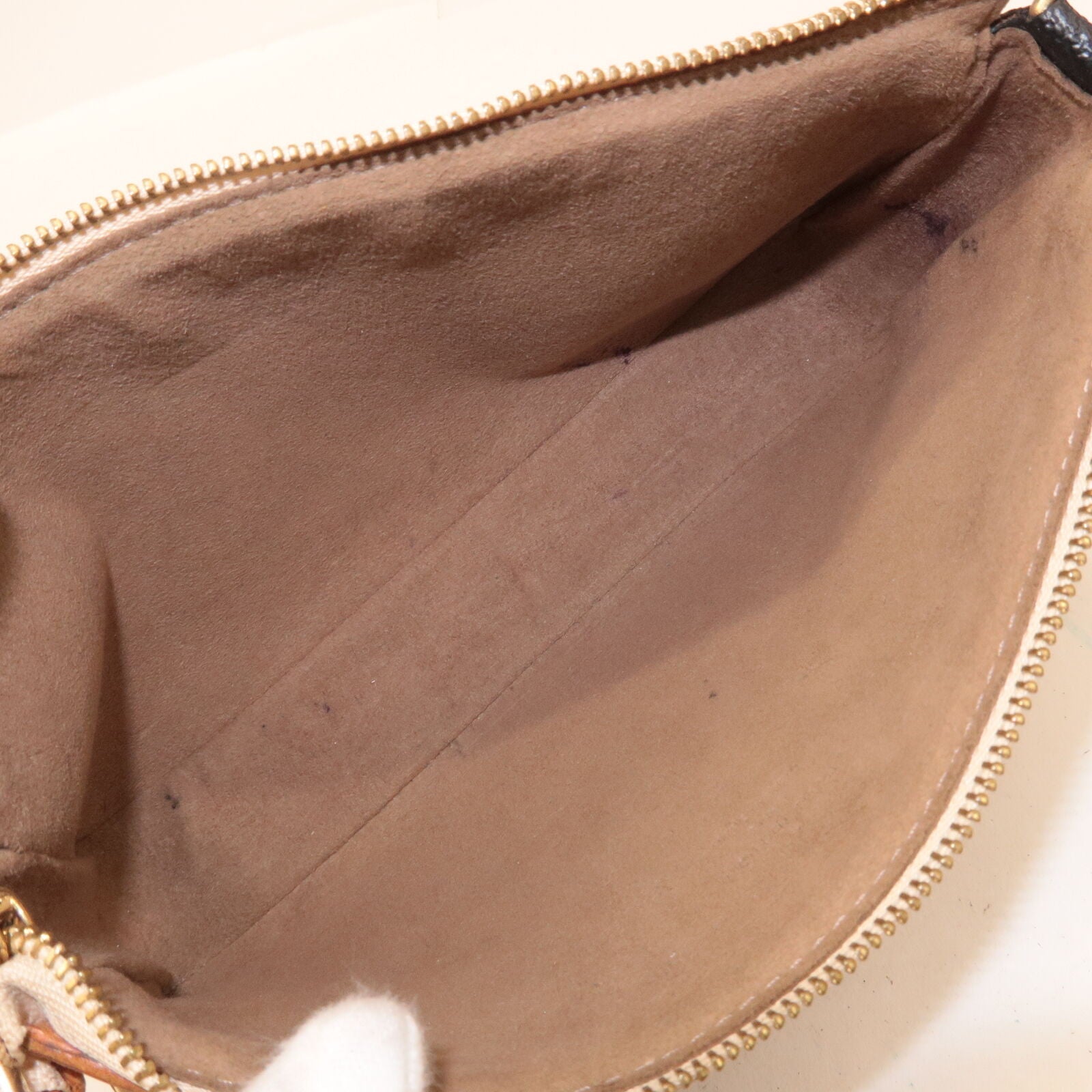 Louis Vuitton Murakami Pochette Accessoires M92648