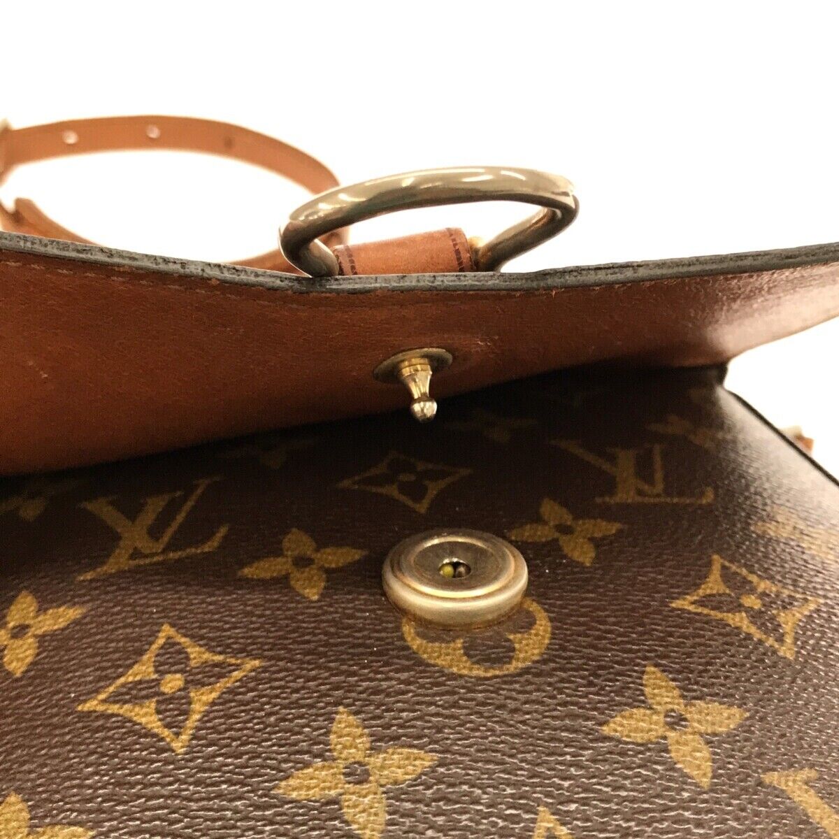 Louis Vuitton Saint Cloud MM M51243