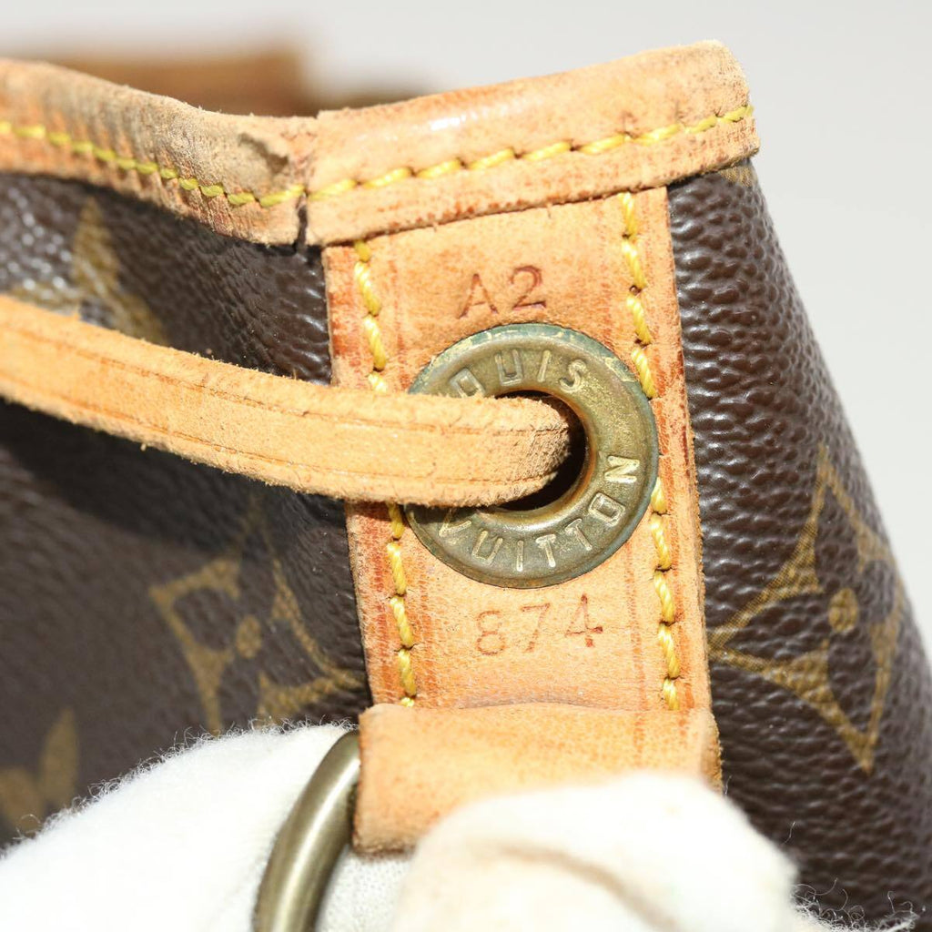 Louis Vuitton Petit Noe M42226