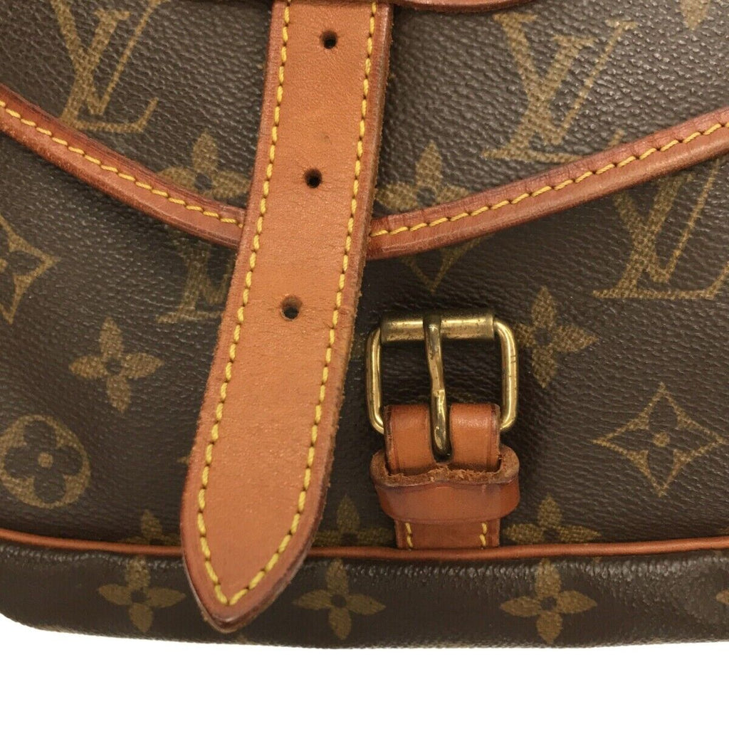 Louis Vuitton Saumur 30 Crossbody Bag