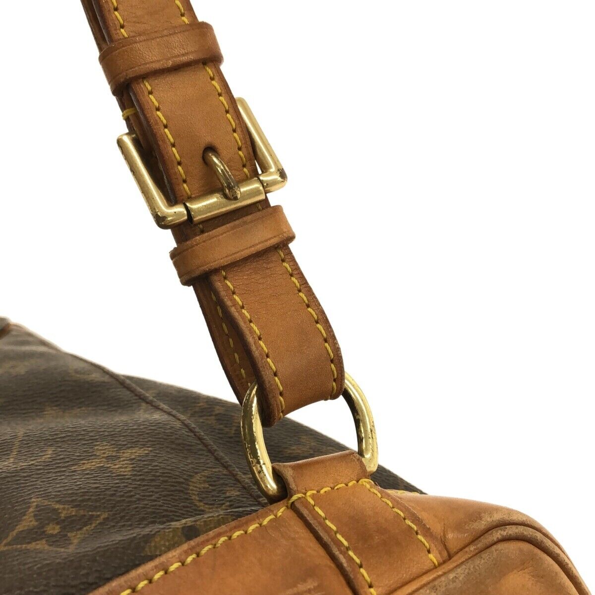 Louis Vuitton Montsouris MM M51136