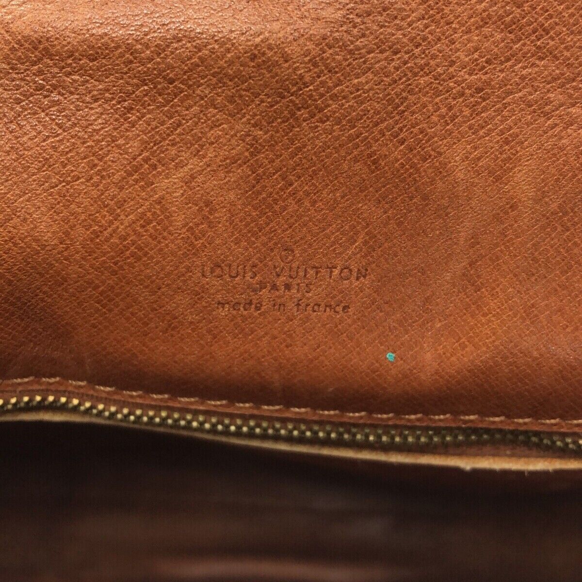 Louis Vuitton Chantilly MM M51233